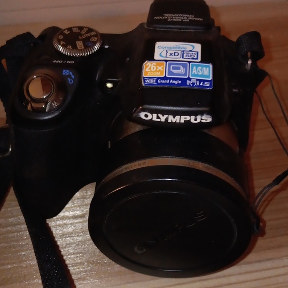 Digital Camera - Picture 2 of 6